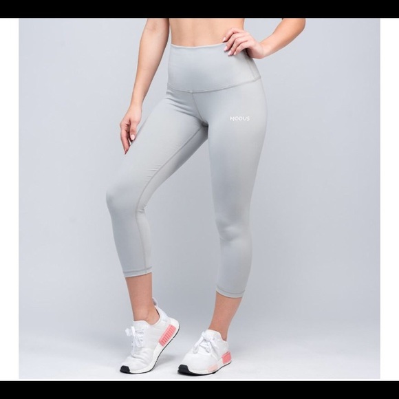 Modus Apparel Sculpt Capris - Picture 4 of 8